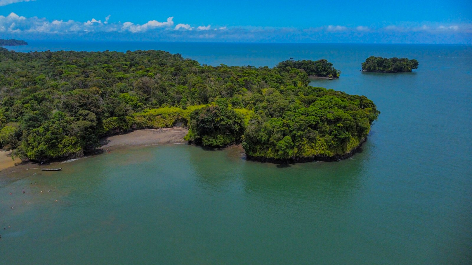 Juanchaco - Avistamiento de Ballenas